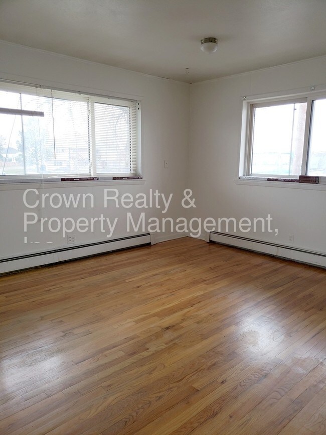 Building Photo - 1308 Rollins Ave