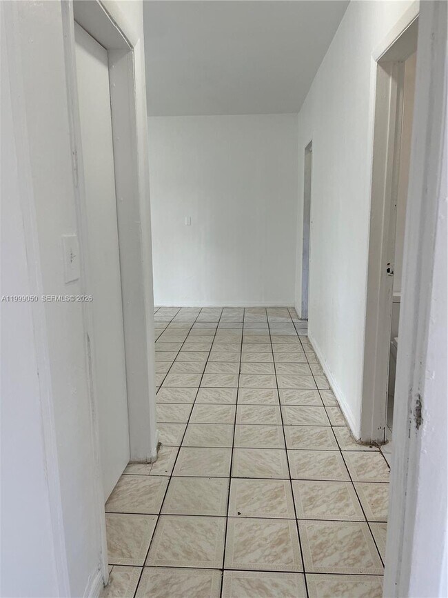 Foto del edificio - 14155 NE 14th Ave