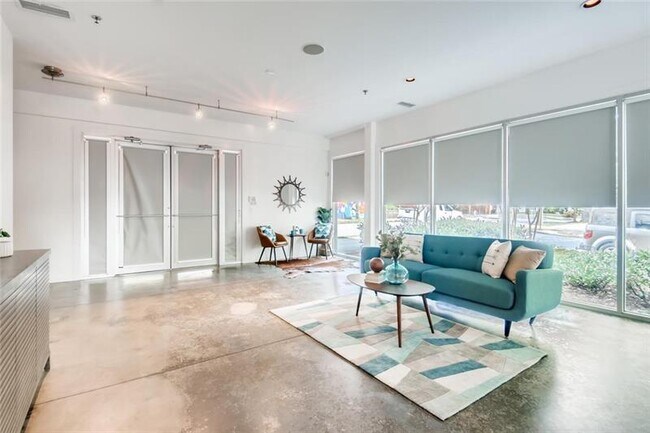 Foto del edificio - 455 Glen Iris Dr NE