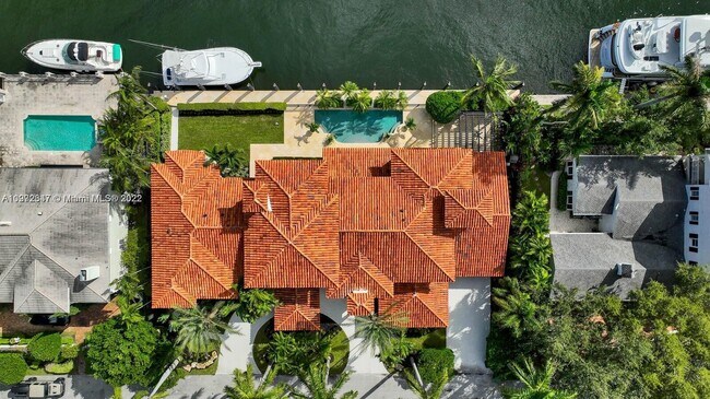 628 Coral Way - 4