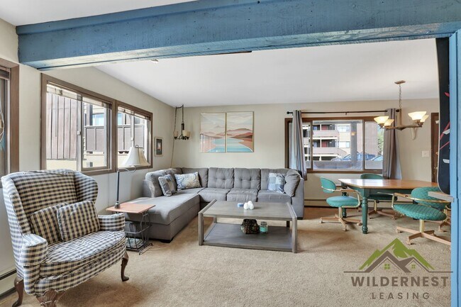 Foto del edificio - Deck Gore Condo - WINTER RENTAL-2 Bedroom/...