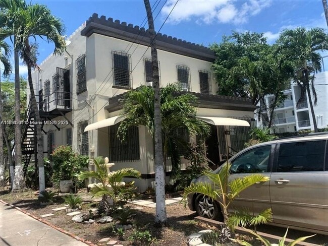 Foto del edificio - 371 NW 3rd St