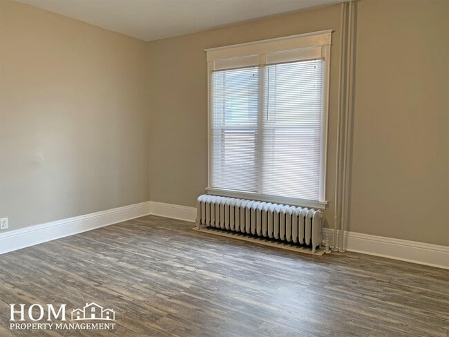 Photo - 431 N 5th St House