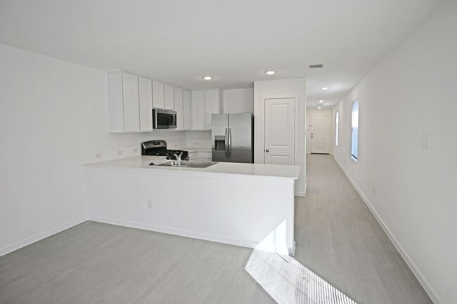 Building Photo - 7358 Orange Sapphire