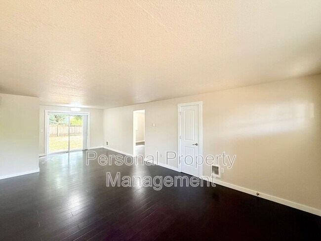 Foto del edificio - 1805 SE Blairmont Dr