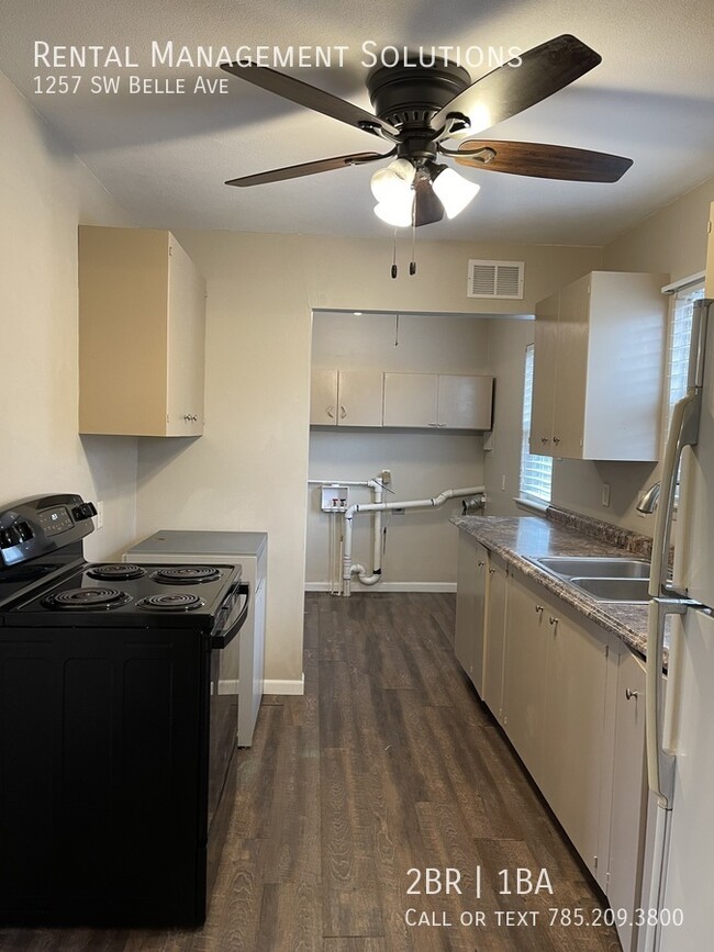 Foto del edificio - *Near Hillsdale Park* 1257 SW Belle Ave- 2...