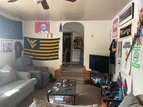 Building Photo - 2854 University Ave