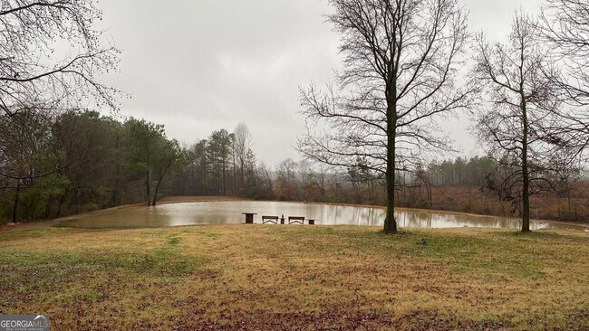 Foto del edificio - 3102 Eagle Grove School Rd
