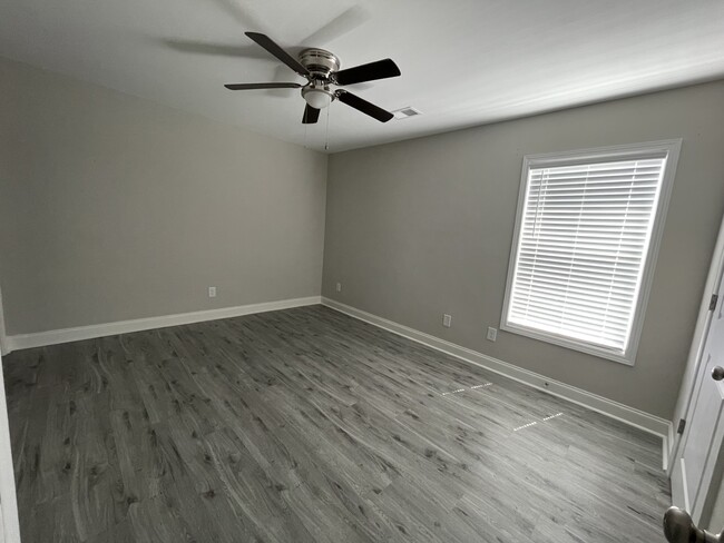 Building Photo - 1200 W Festival Drive