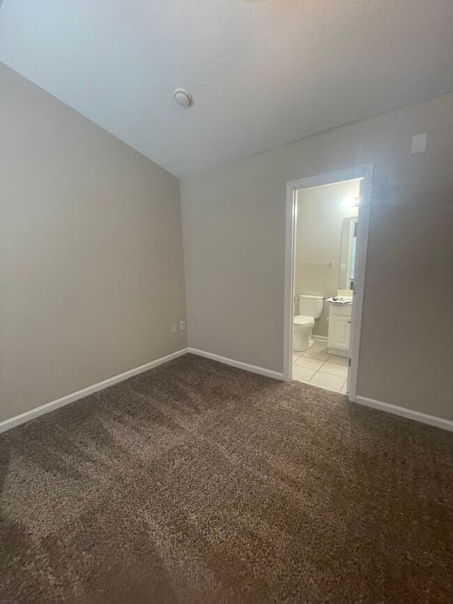 Foto del edificio - 06-205 Fisher