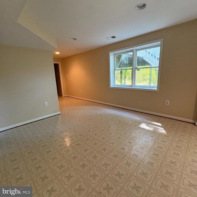 Foto del edificio - 3502 Holly Rd