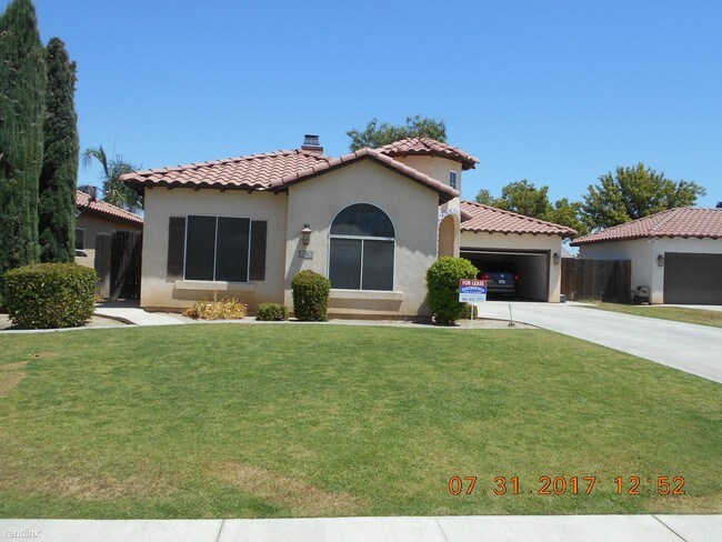 Building Photo - 216 Villa Elegante Dr