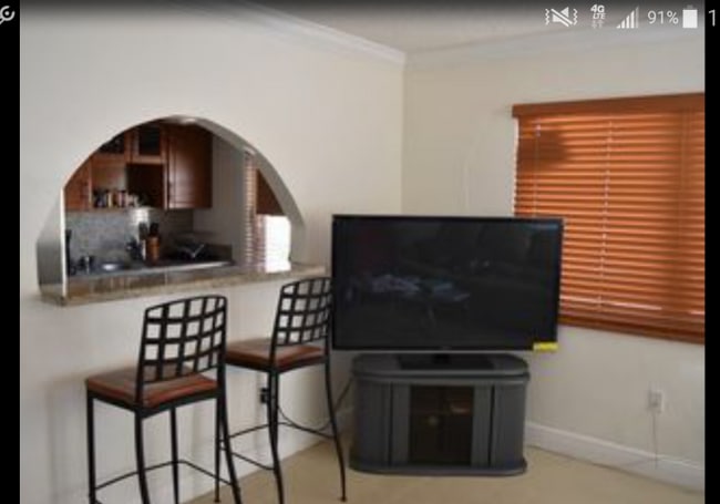 Photo - 1725 James Ave Apartment