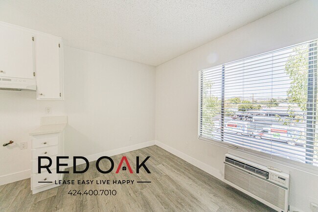Foto del edificio - 12883 San Fernando Rd