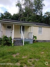 Building Photo - 1287 Randolph St