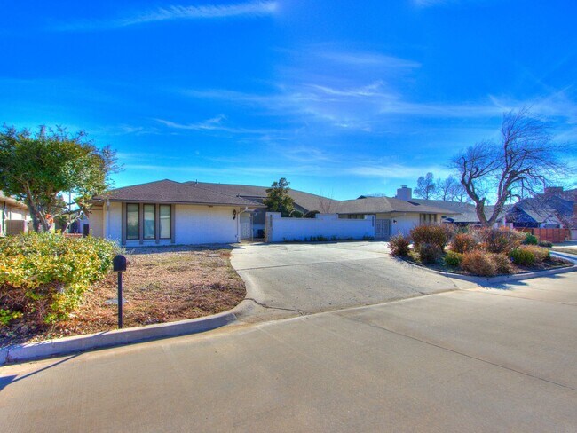Foto del edificio - Mid-Term Rental in Glenbrook Addition, Nic...