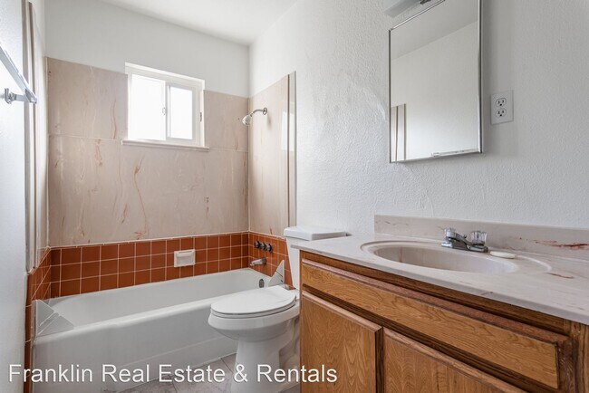 Foto del edificio - 3 br, 2 bath House - 430 Estero Ave