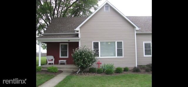 Foto principal - 3 br, 1 bath House - 409 N Main St