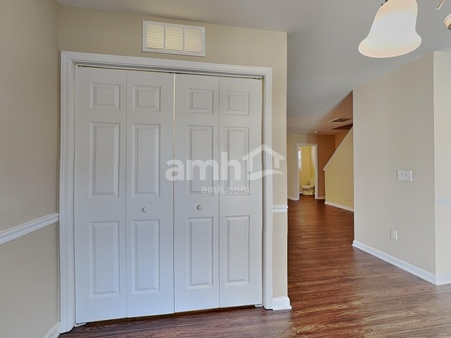 Building Photo - 4020 Tarrant Trace Cir