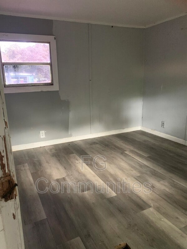 Building Photo - 8947 Salamander Rd