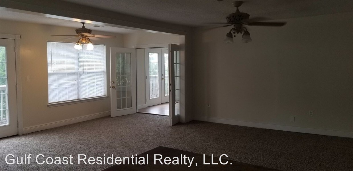 Primary Photo - 3 br, 2 bath House - 728 St. Anne