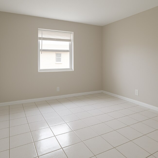 Foto del edificio - 3741 SW 60th Ave