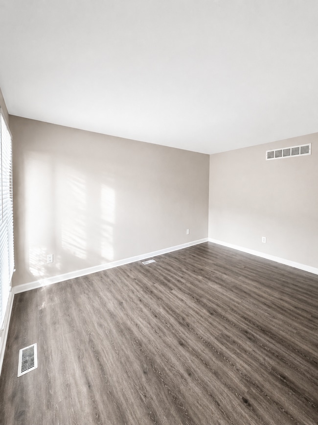 Building Photo - Completely Remodeled 3 Bedroom Home!