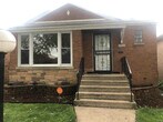 Foto principal - 8825 S Oglesby Ave