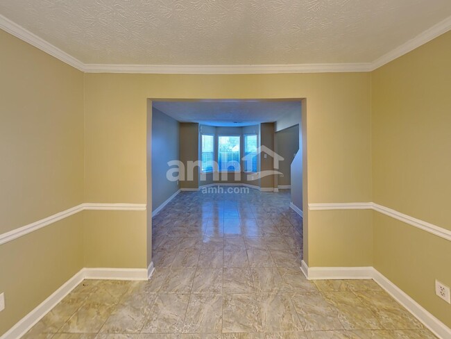 Foto del edificio - 3816 Majestic Ln SW