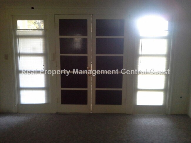 Foto del edificio - N. Oakley Ave.