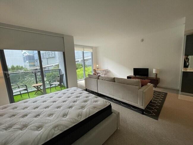 Foto del edificio - 31 SE 6th St