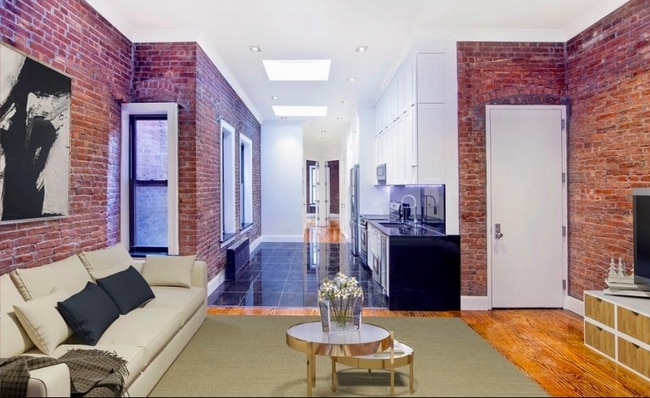 Building Photo - 603 Hudson St