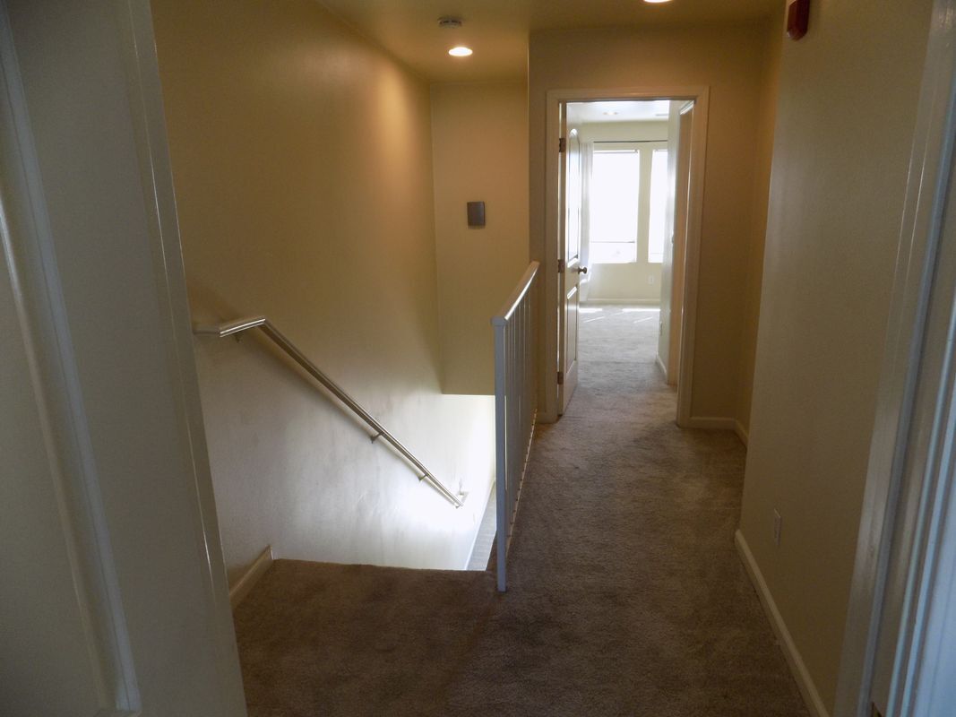 Primary Photo - 5114 Wall Ave