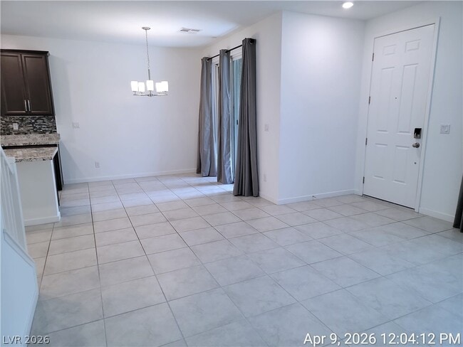 Foto del edificio - 965 Nevada State Dr