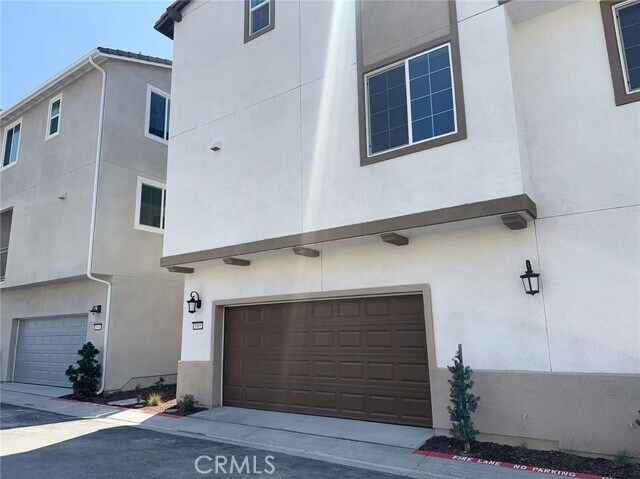 Foto principal - 5985 Huntington Dr