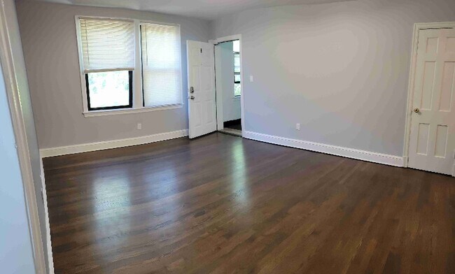 Foto del edificio - 5691 Colorado Ave NW
