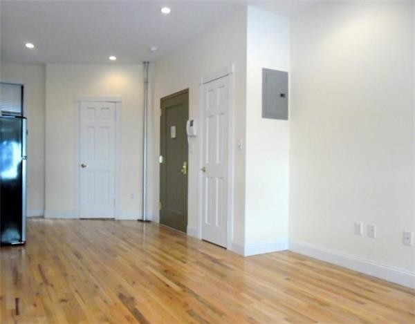 Foto del edificio - 42 West 65th Street
