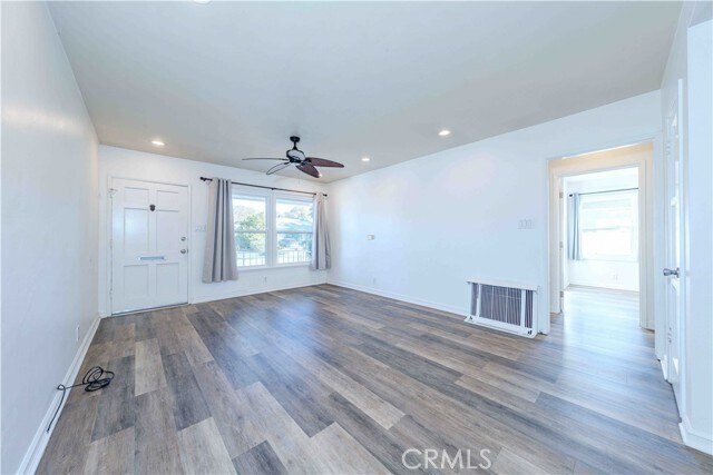 Building Photo - 2371 Park Ave