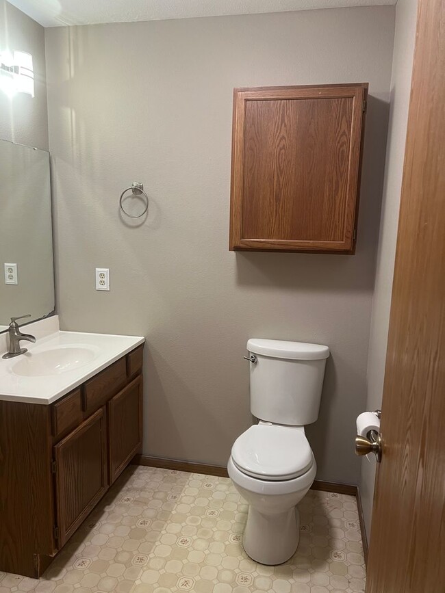 Foto del edificio - 3 bedroom/1.5 bathrooms