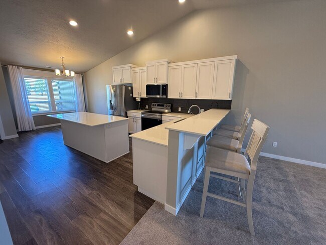 Foto del edificio - Beautiful Meridian Home in Prime Location Near The Village, Parks & Schools