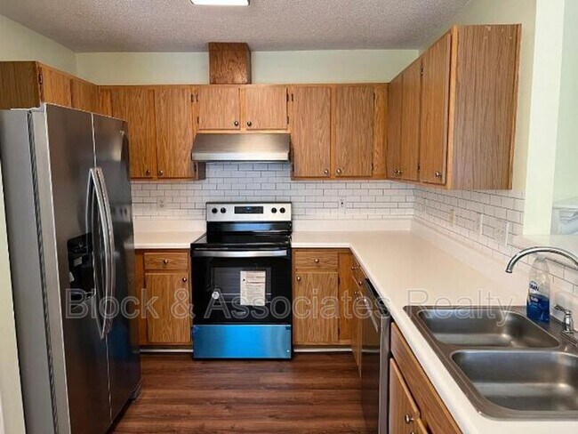 Foto del edificio - 939 Homestead Park Dr
