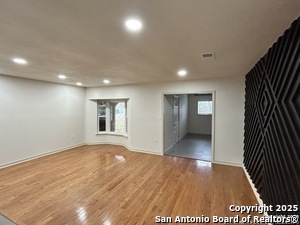 Foto del edificio - 3628 Chestnut Ct