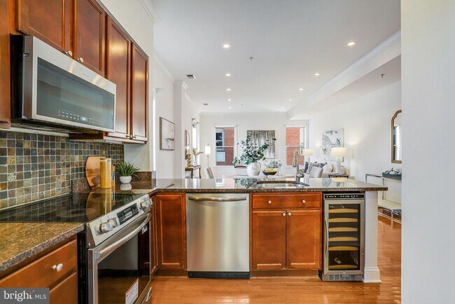 Foto del edificio - 1229 12th St NW