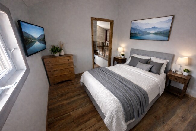 Dormitorio 2 - 47 W Bridge St