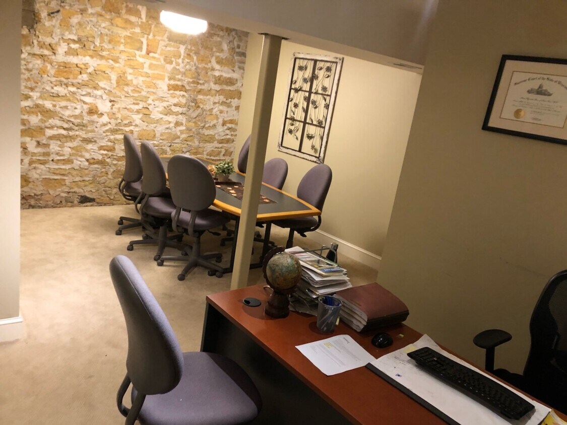 511 2nd St Unit 012, Hudson, WI 54016 Room for Rent in Hudson, WI