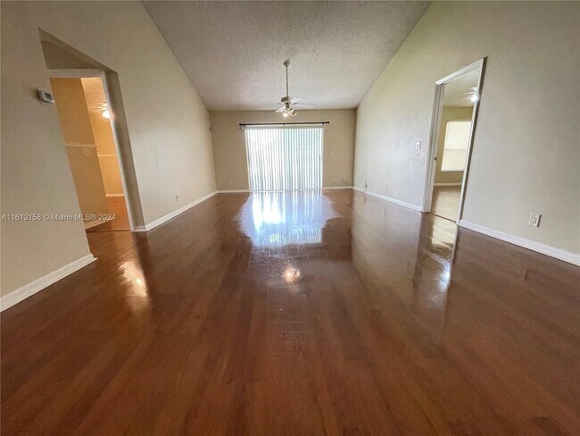 Building Photo - 7165 Wisteria Way