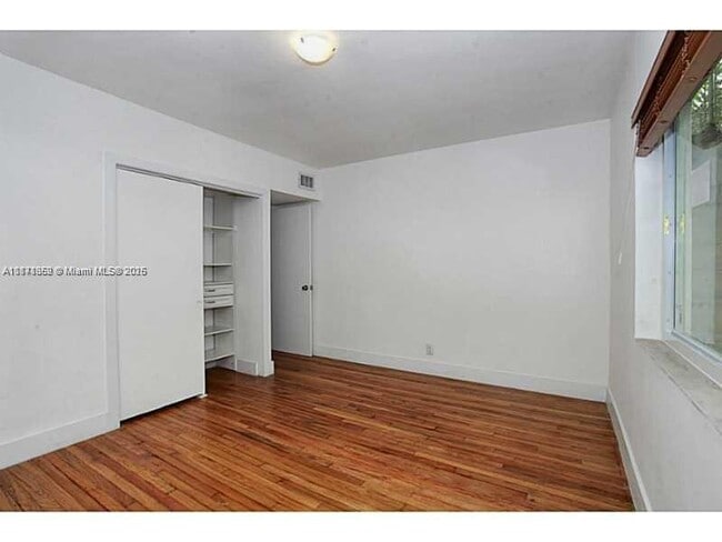 Foto del edificio - 1125 9th St