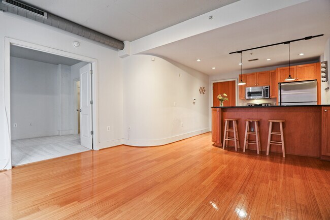 Foto del edificio - 1440 Church St NW
