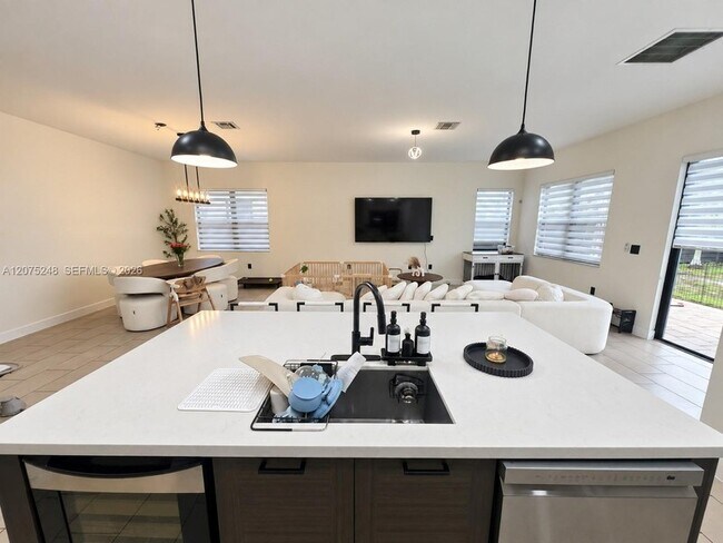 Foto del edificio - 13655 SW 158th Pl