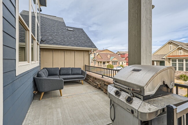 Patio - 1854 Jules Ln